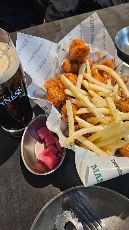 기네스 생맥주와 치킨