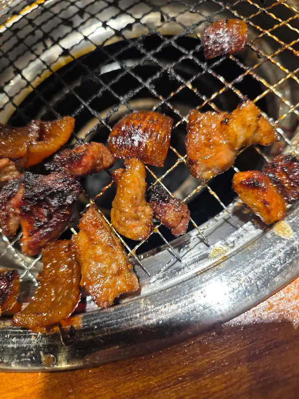 노릇하게 구워진 갈매기살