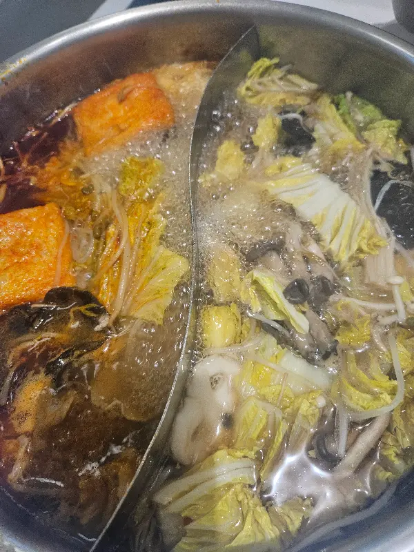 샤브샤브 끓는 모습