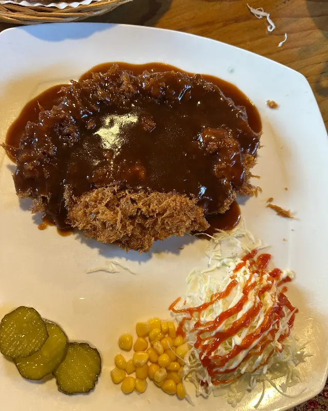 겉바속촉 경양식 돈까스