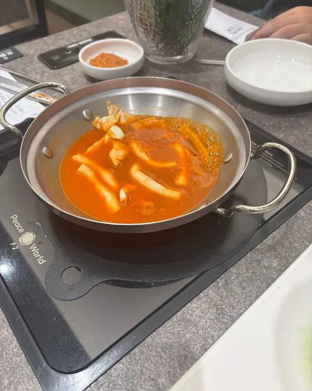 매콤달콤 떡볶이