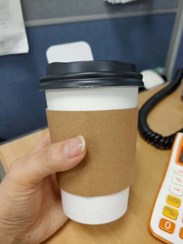 테이크 아웃 커피