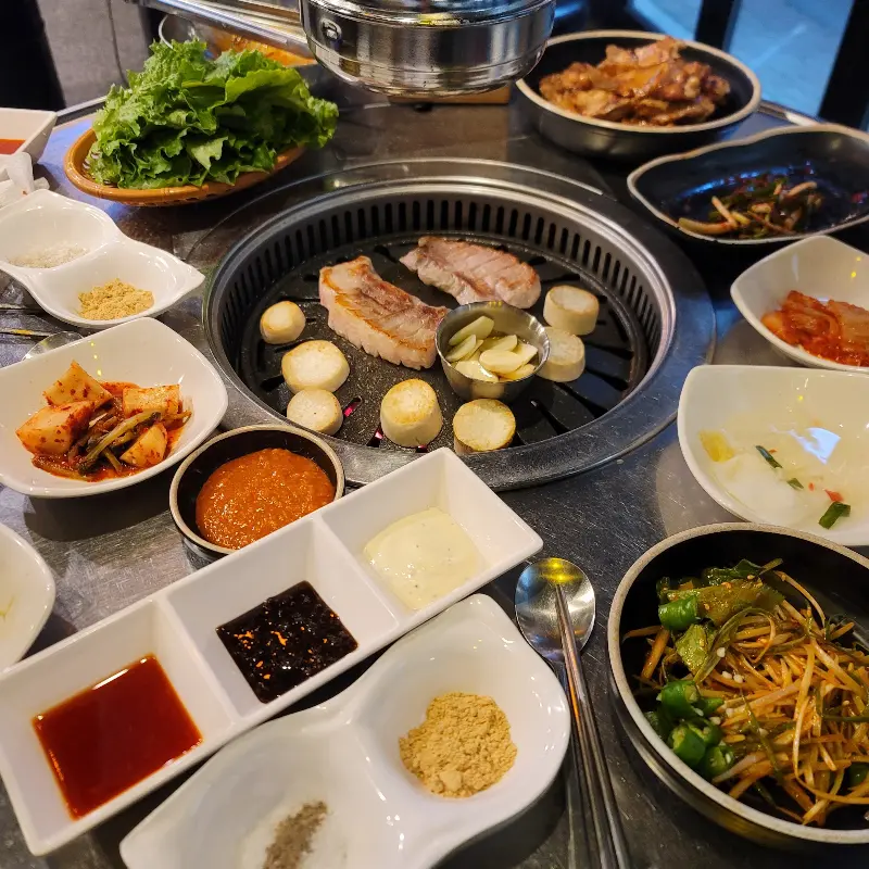 푸짐한 한 상 차림