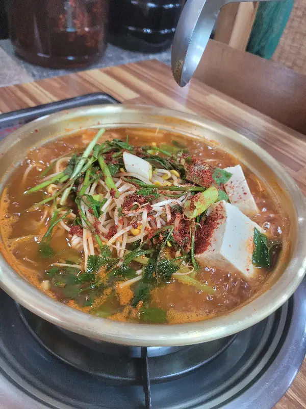 넉넉한 인심이 느껴지는 동태탕