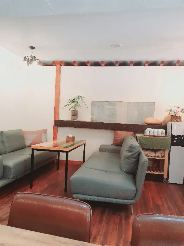 산들에 내부 좌석