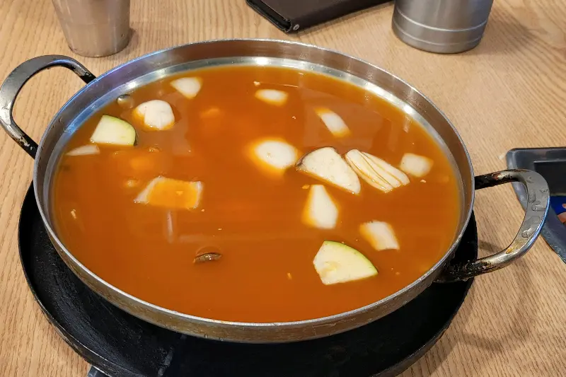 잘 구워진 대패 삼겹살