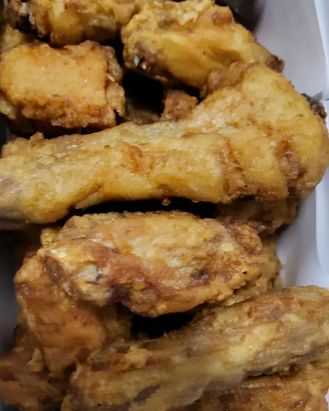 겉바속촉의 정석, 교촌치킨