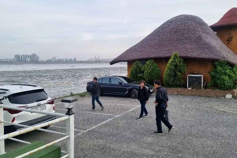 산소횟집 건물 외관