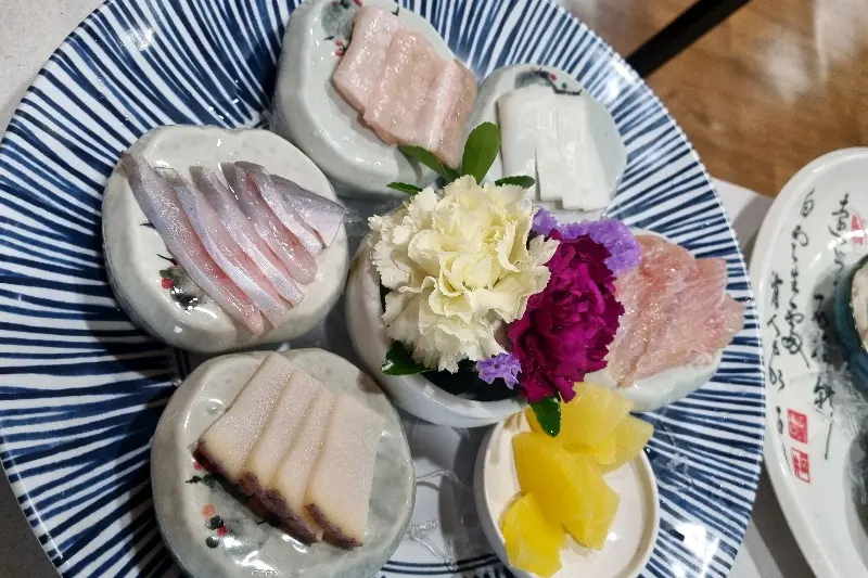 다양한 해산물 요리