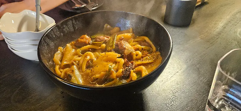 매콤한 향이 일품인 상하이 파스타