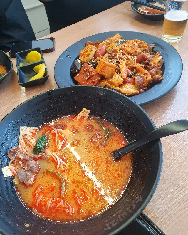 푸짐한 한 상 차림