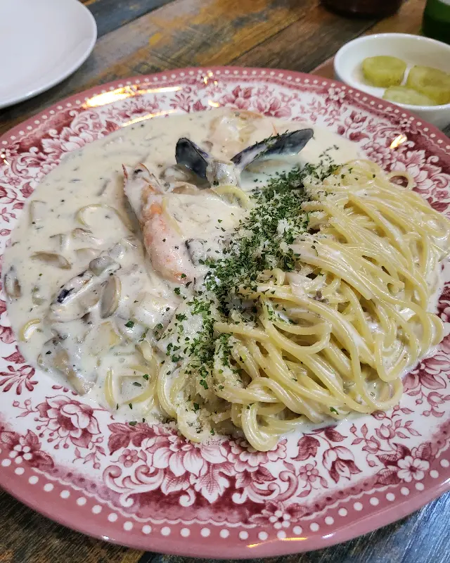 크림 파스타의 윤기