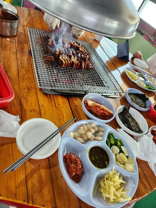 초벌구이되어 나오는 장어