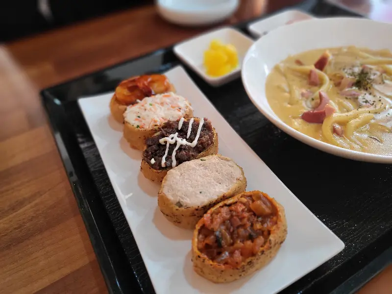 유부초밥과 우동