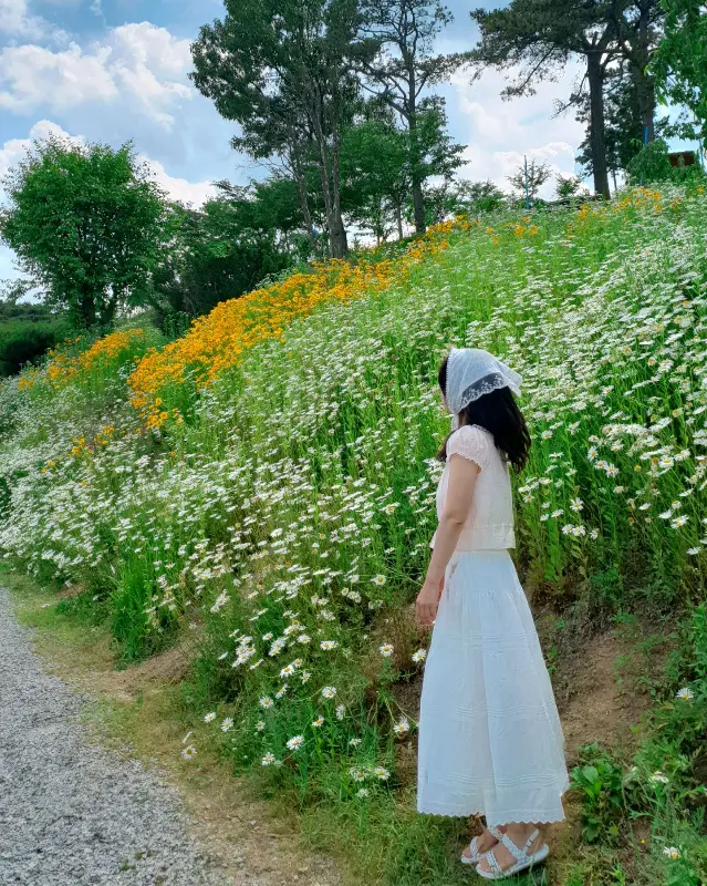 카페 뜬 주변 풍경