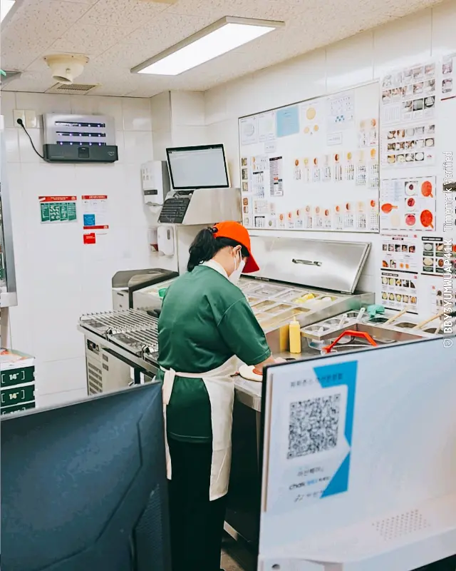 파파존스 아산점 주방 내부