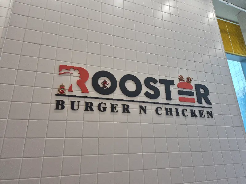 루스터버거앤치킨 간판