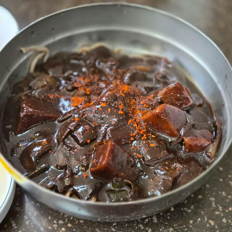 모밀 짜장의 모습