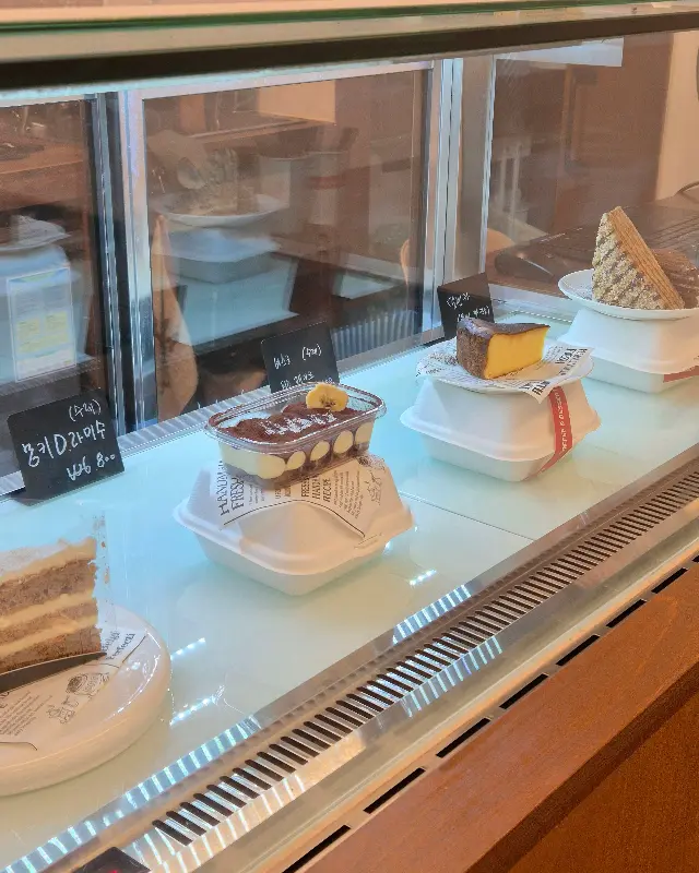 디저트 쇼케이스