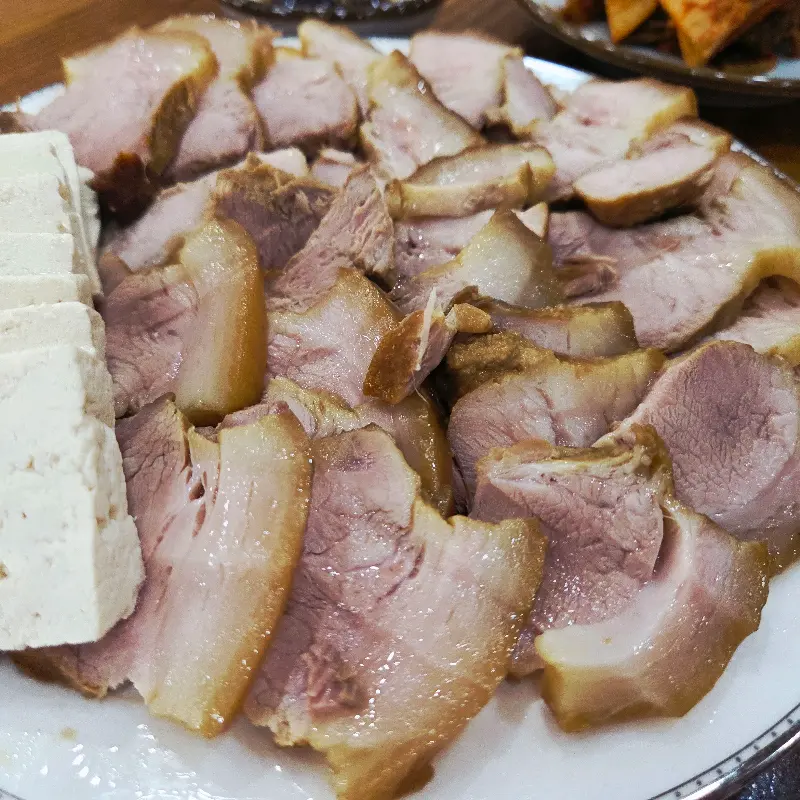 두부수육 한 상차림