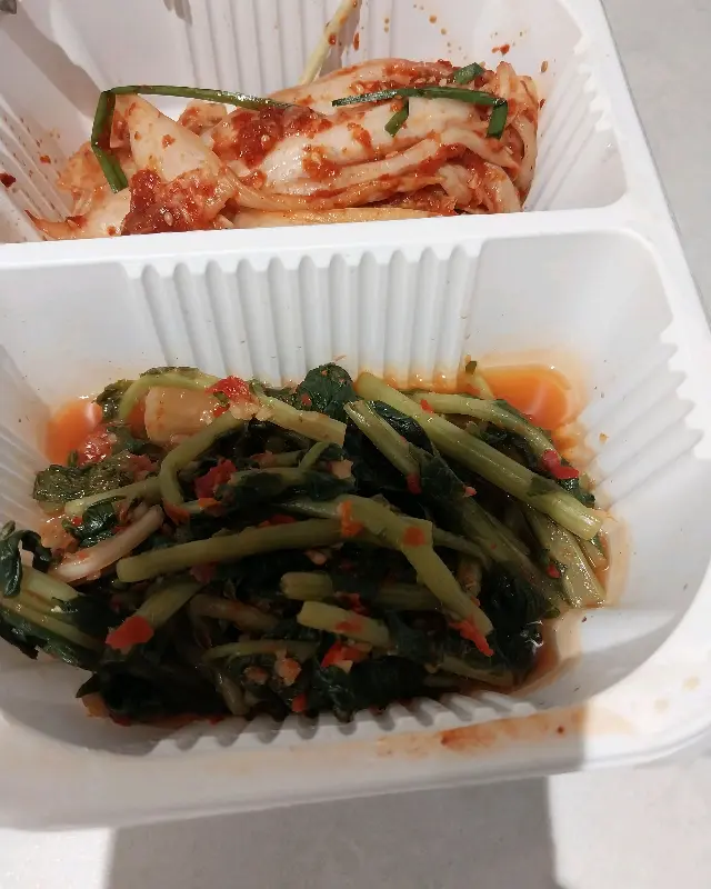 겉절이와 깍두기