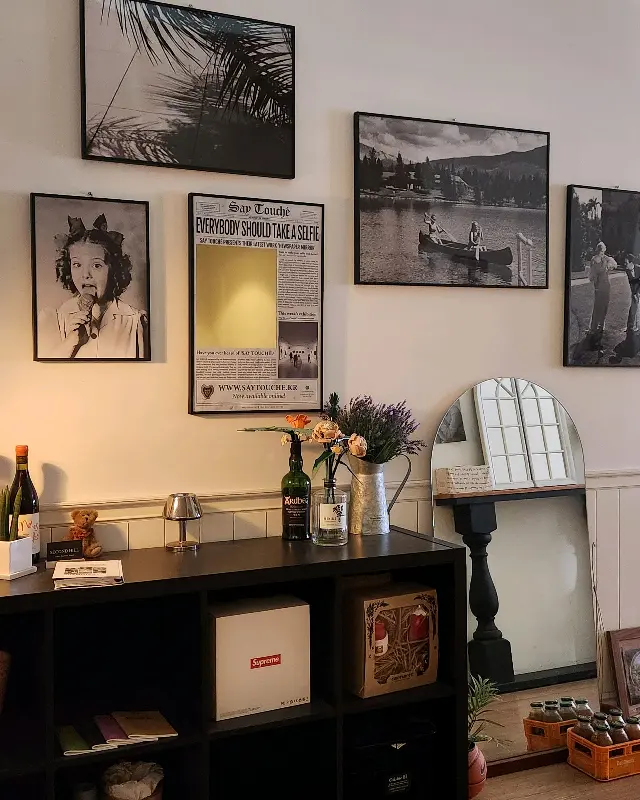 카페 내부 장식