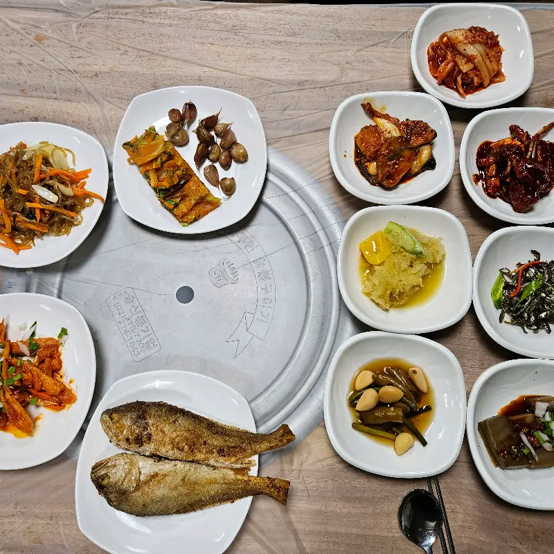 다채로운 밑반찬