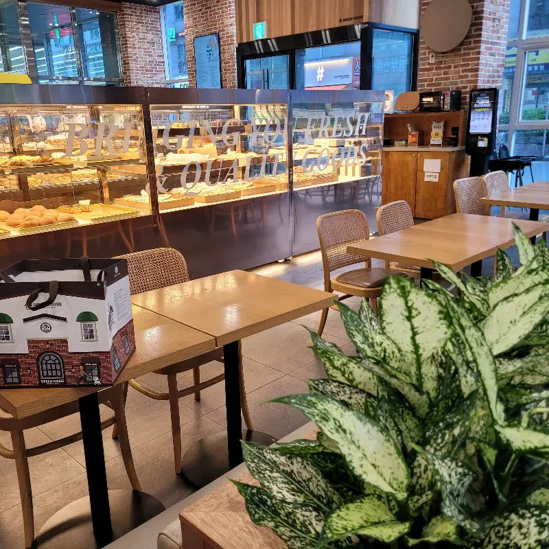 매장 내부 테이블