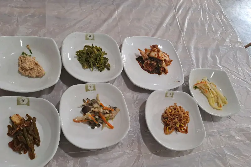 산촌손두부 밑반찬