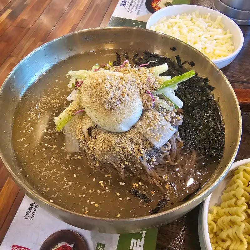 막국수