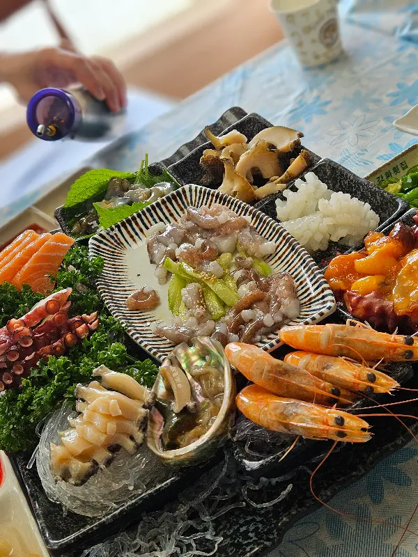 신선한 해산물 모듬