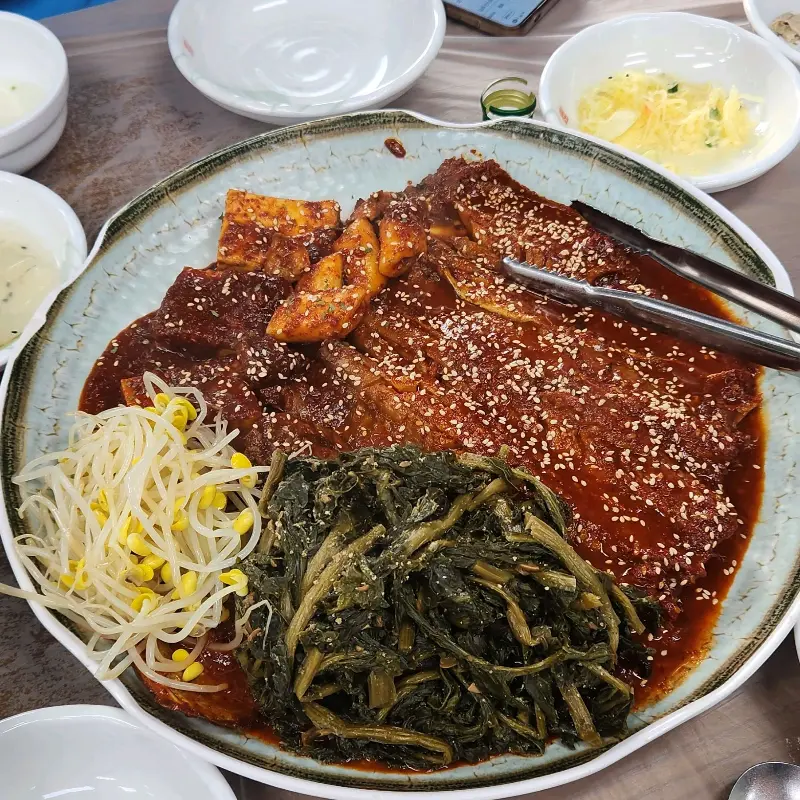 푸짐한 코다리찜 한상차림