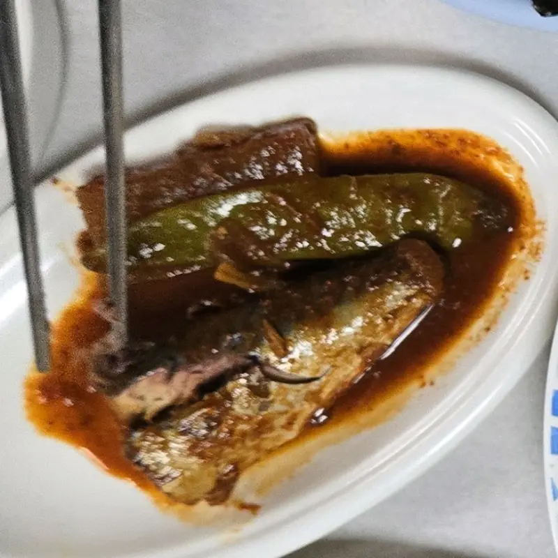 밑반찬으로 나온 생선조림