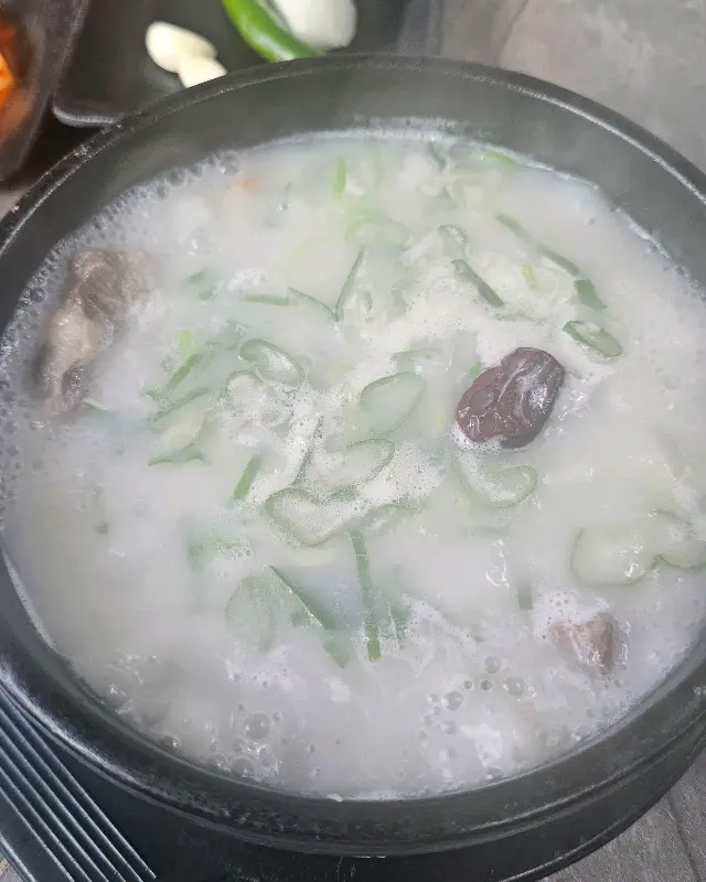 깔끔한 식당 내부