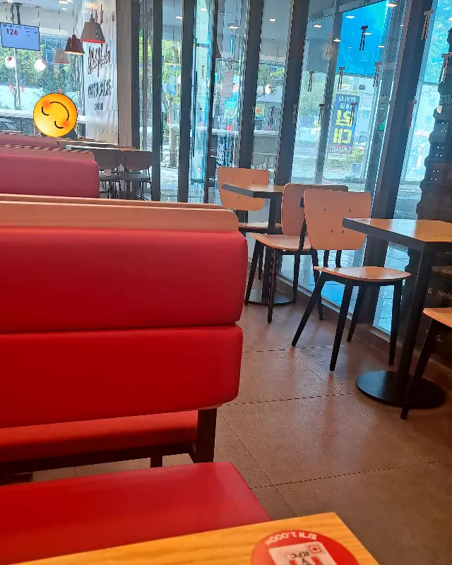 편안한 분위기의 내부 좌석