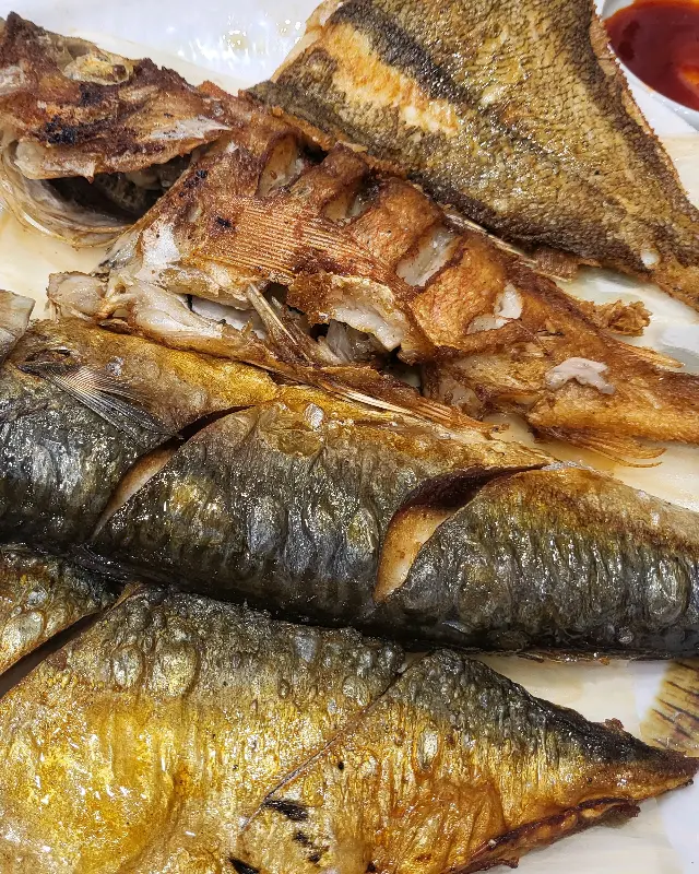 다양한 종류의 생선구이