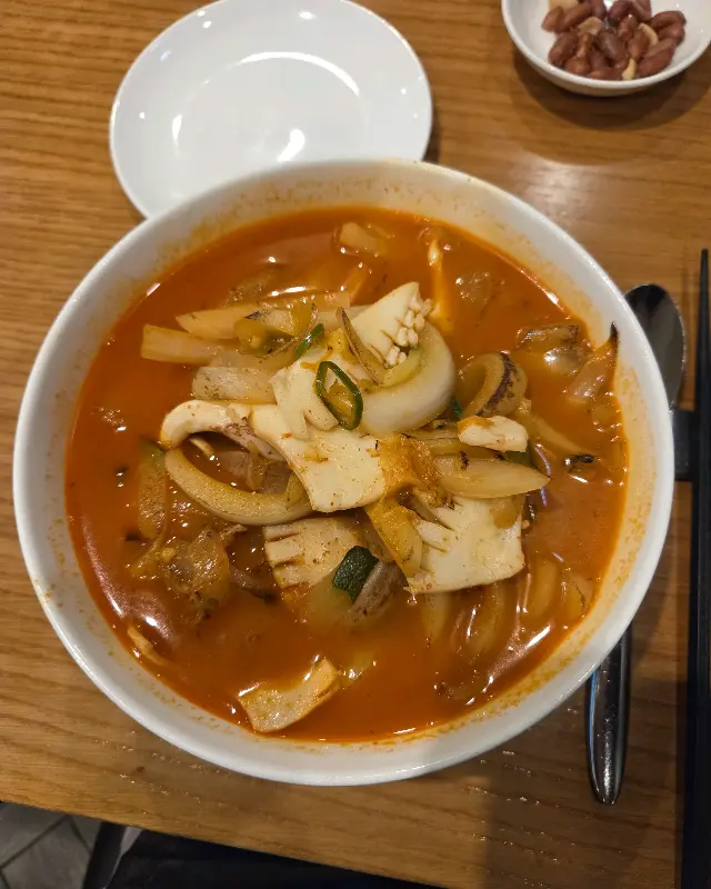 상해루 내부 스크린