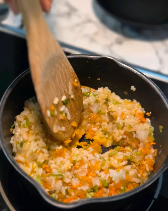 직접 만들어 먹는 볶음밥