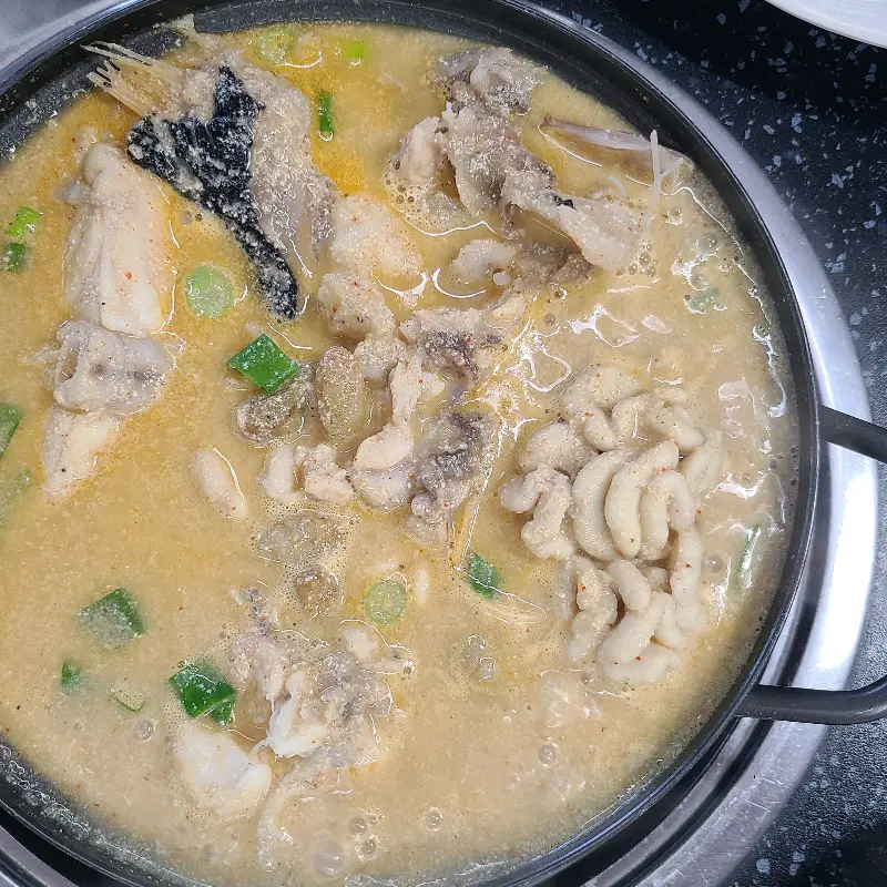 각지불 아구탕 항공샷