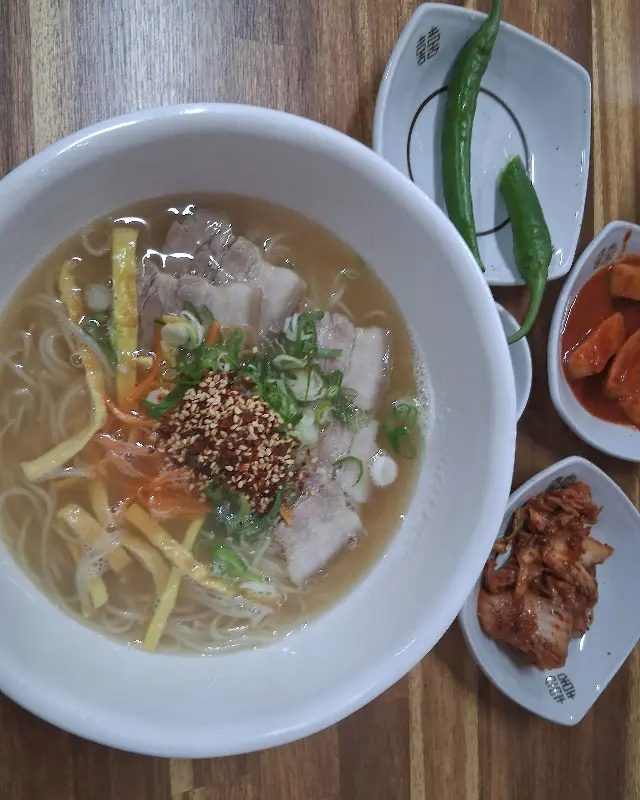 고기국수 한상차림