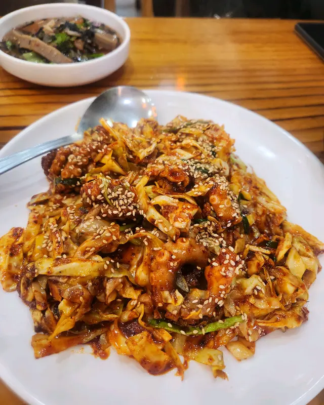 매콤한 낙지볶음의 자태
