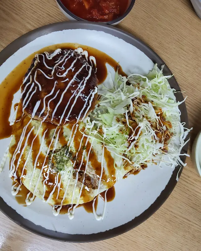 함박 스테이크와 오므라이스