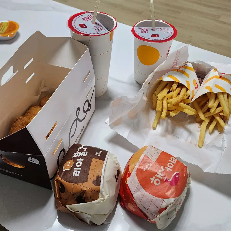 리아불고기버거와 햄버거