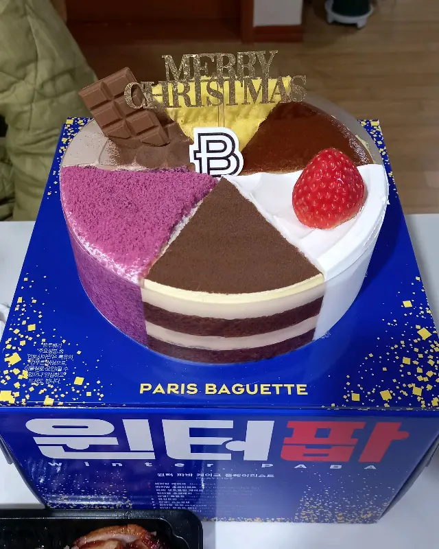 우유 생크림 케이크