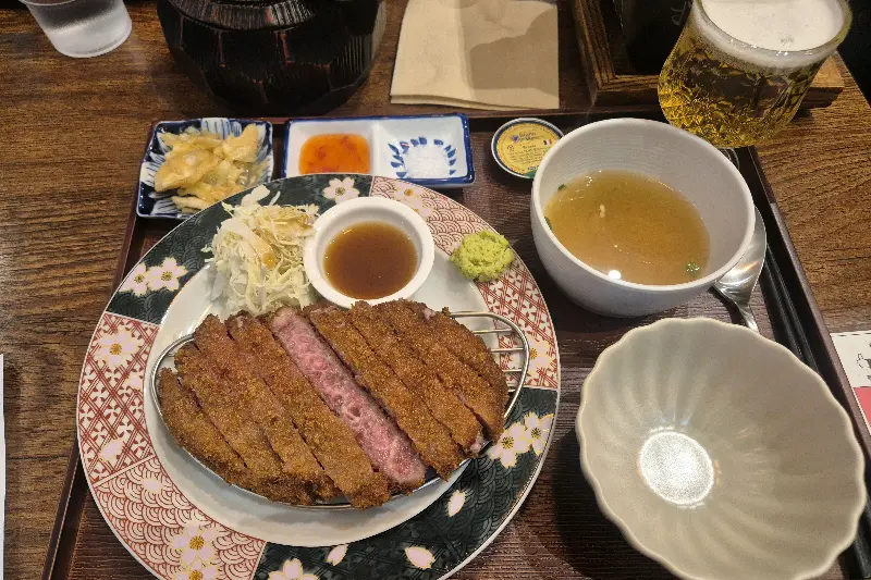 규카츠 한 상 차림