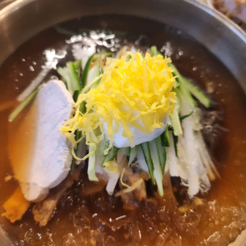 두툼한 돈까스 단면