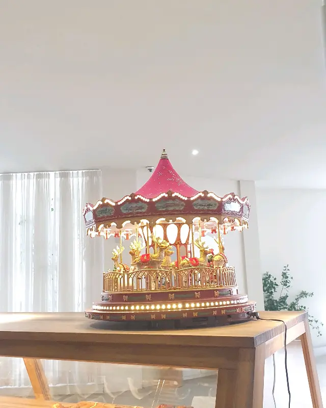 회전목마 장식
