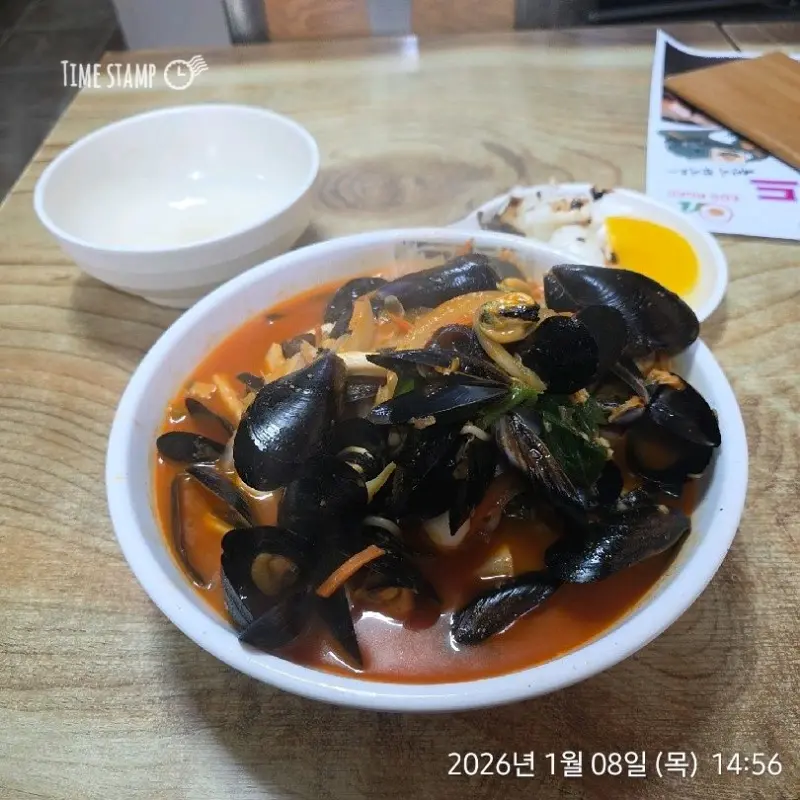 해산물이 듬뿍 들어간 짬뽕