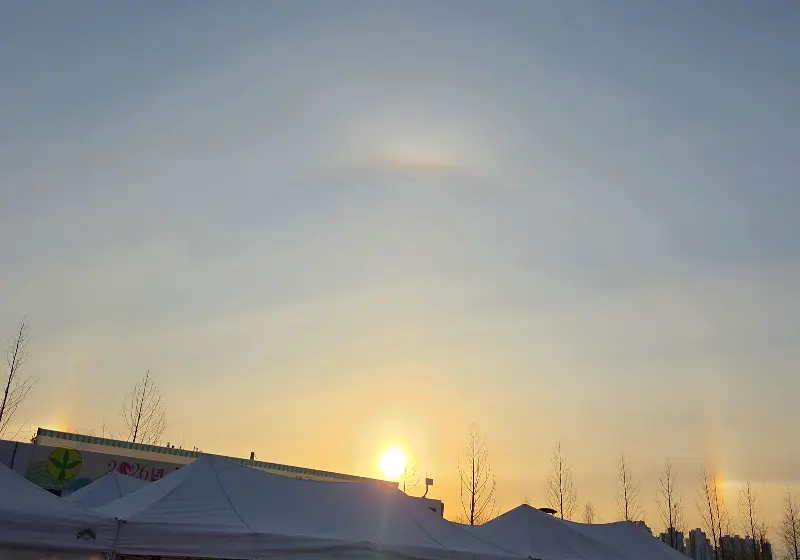 카페 외부 전경