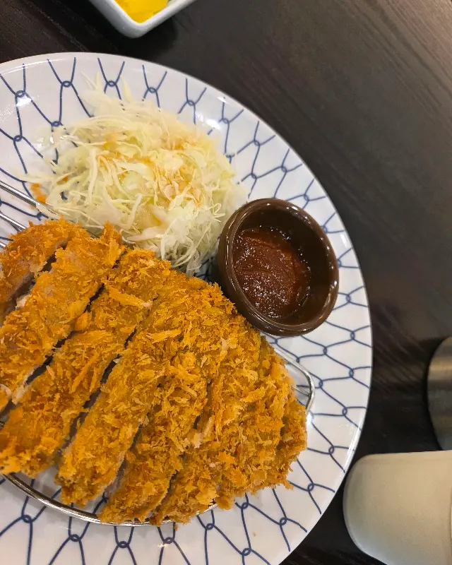 고소한 튀김이 올라간 우동